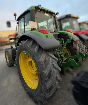 Tractor agrícola - John Deere - 6115M