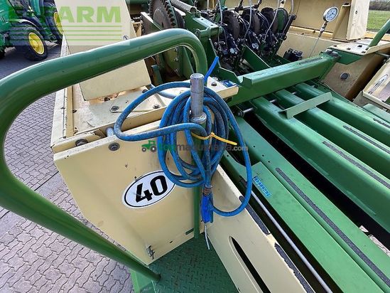 Empacadora gigant - Krone - big pack 80-80 multicut