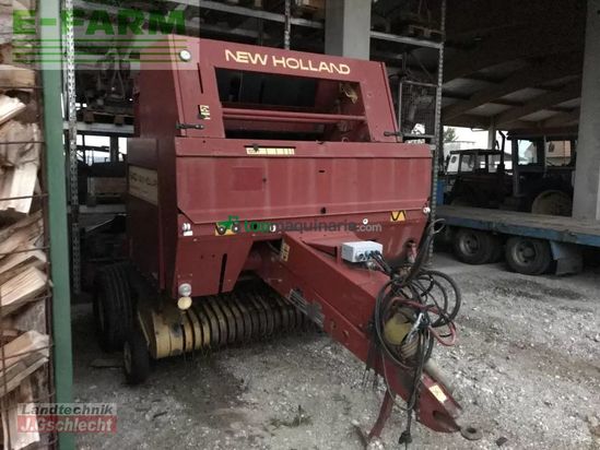 Empacadora gigant - New Holland - 640 b bale command