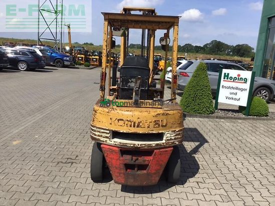 Elevadora - Komatsu - fgt25t-11e