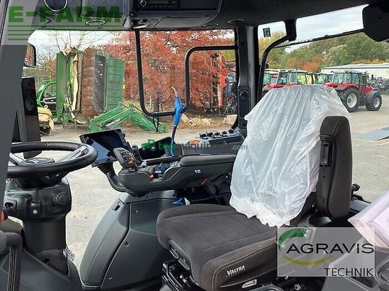 Tractor agrícola - Valtra - t 235 d