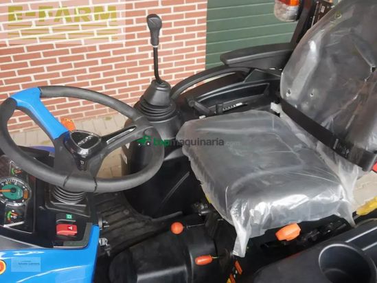 Tractor agrícola - Solis - 26 hst + frontlader