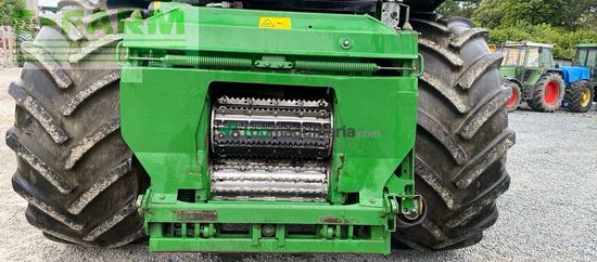 Cosechadora de Cereal - John Deere - 8300