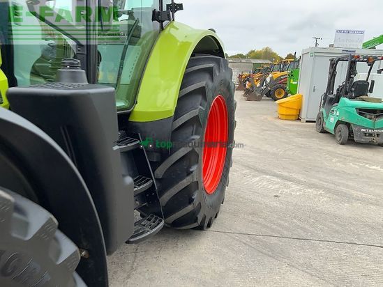 Tractor agrícola - Claas - 650 arion tractor (st24495)