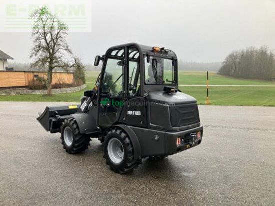 Minicargadora - Toyo - 836
