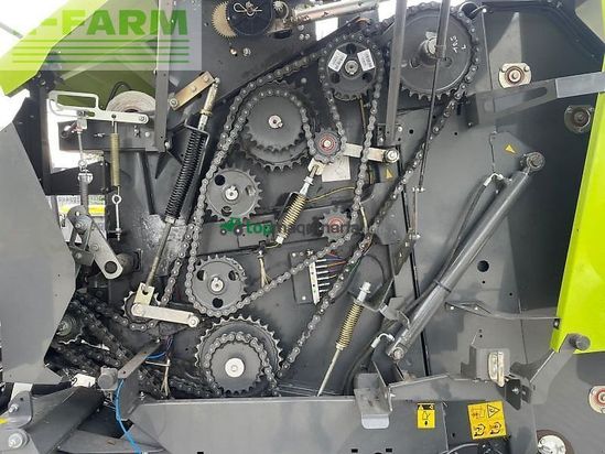 Empacadora gigant - Claas - rollant 520 rc