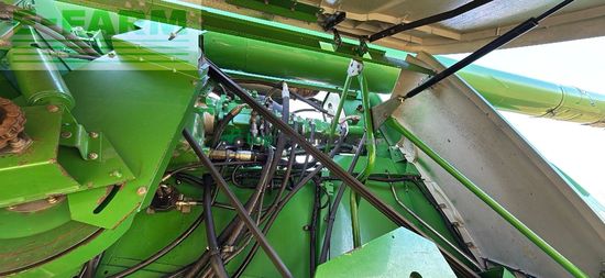 Cosechadora de Cereal - John Deere - T660