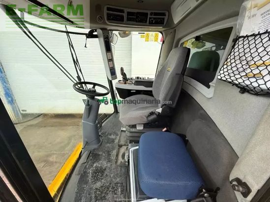 Cosechadora de Cereal - New Holland - tc 5.90 sl