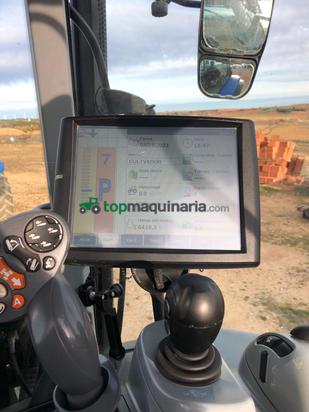 Tractor agrícola - New Holland - T7.235SW con pala 