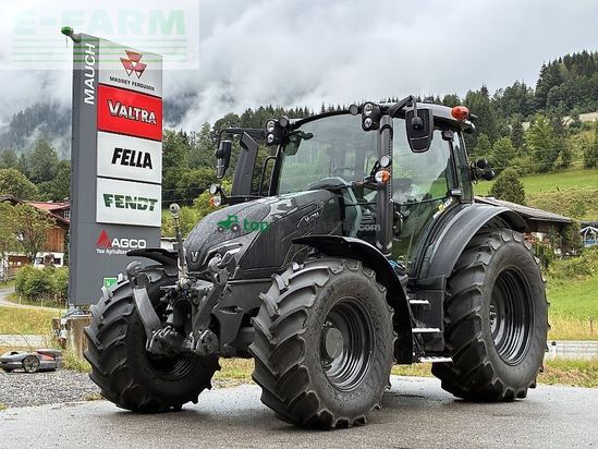 Tractor agrícola - Valtra - g135 v schwarzmetallic