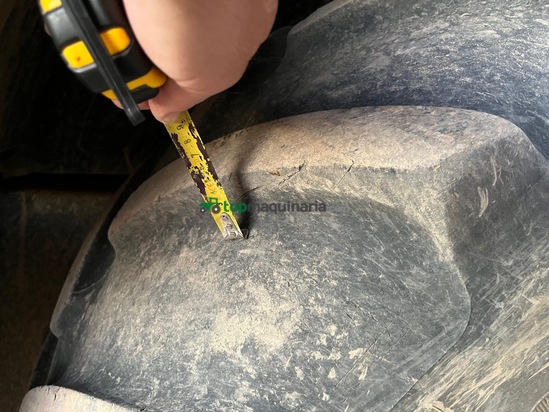 Llantas y neumáticos traseros tractor john deere 