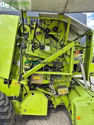 Empacadora gigant - Claas - rollant 250