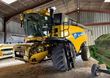 Cosechadora de Cereal - New Holland - CR9080