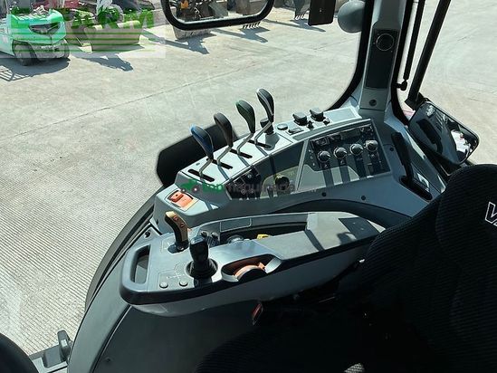 Tractor agrícola - Valtra - t174 active unlimited tractor (st25060)