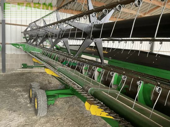 Cosechadora de Cereal - John Deere - mb t 660