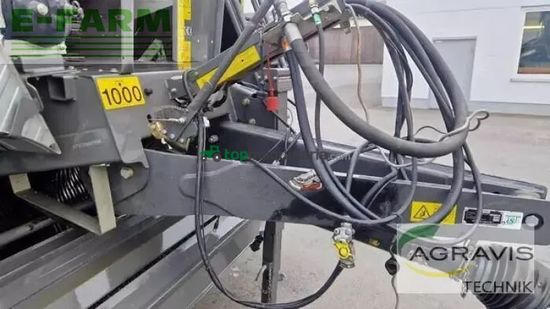 Empacadora gigant - Claas - rollant 454 rc uniwrap