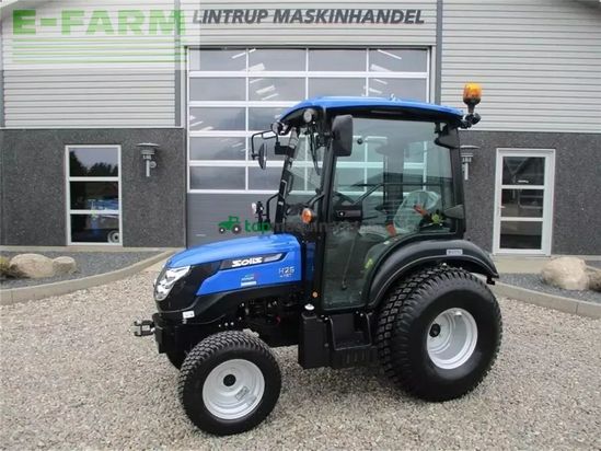 Tractor agrícola - Solis - 26 hst med kabine og industrihjul