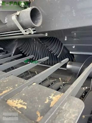 Empacadora gigant - Massey Ferguson - rb4180 v