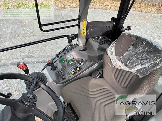 Tractor agrícola - Claas - nexos 240 l