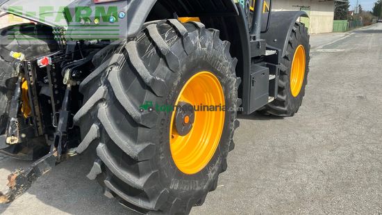 Tractor agrícola - JCB - 4220