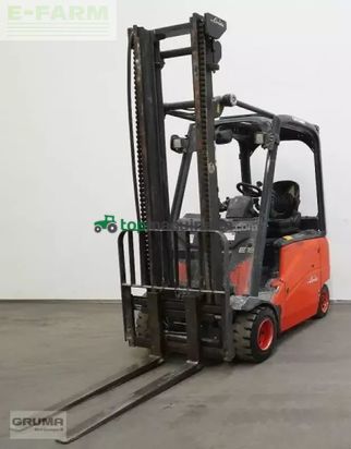 Elevadora - Linde - e 18 ph 386
