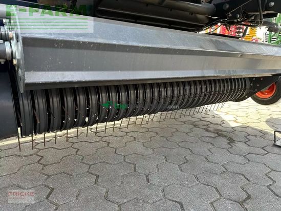 Empacadora gigant - Claas - variant 485 rc pro