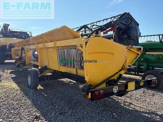 Cosechadora de Cereal - New Holland - cr 9070