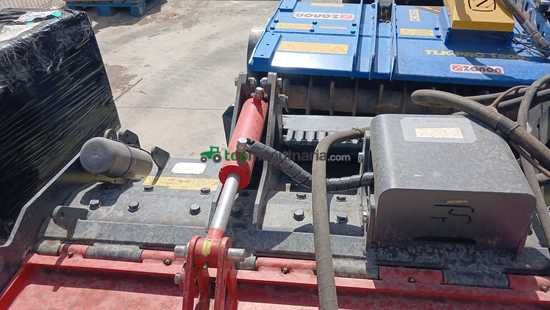 TRITURADORA PARA RESTOS DE PODA SEPPI PARA CARGADORA