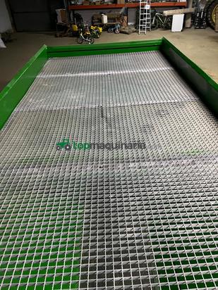 Abonadora arrastrada Rimasa 7000 kgs