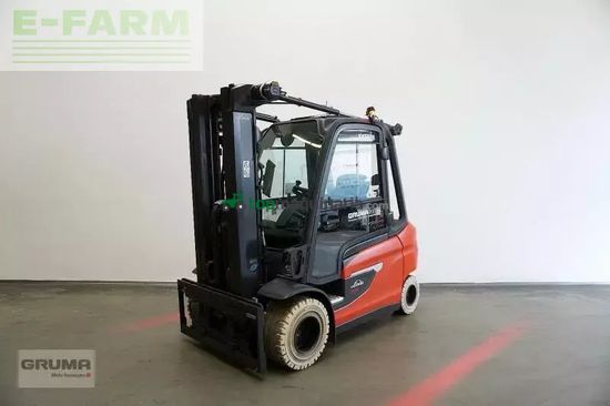 Elevadora - Linde - e 35 l 1252-01