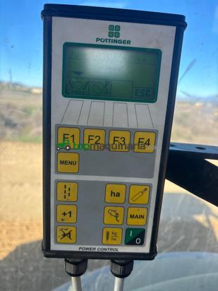 Sembradora marca Pottinger modelo Terrasem 4500.