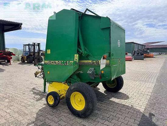 Empacadora gigant - John Deere - 580