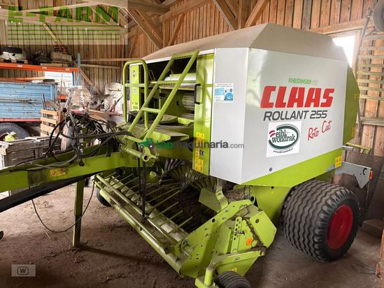 Empacadora gigant - Claas - rollant 255 rc