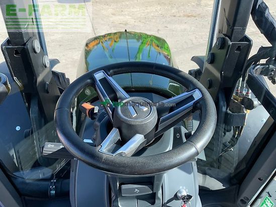 Tractor agrícola - Valtra - n175 unlimited versu tractor (st25430)