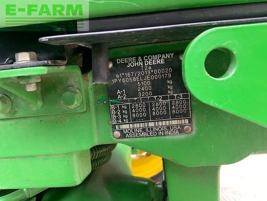 Tractor agrícola - John Deere - 5058e tractor (st26617)