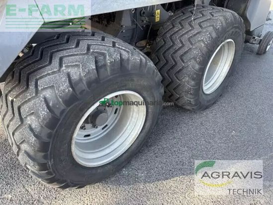 Empacadora gigant - Kuhn - vb 2260 massey ferguson vb 2260 procut