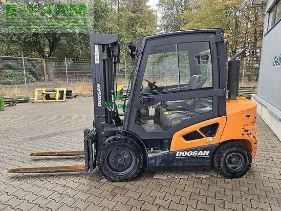 Elevadora - Doosan - d30s-9