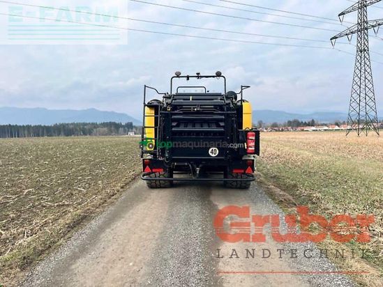 Empacadora gigant - New Holland - bb 1270
