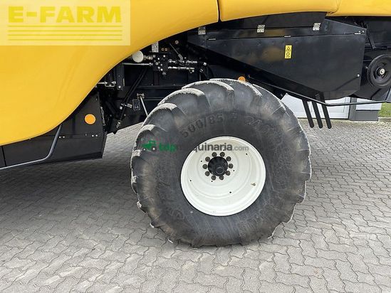 Cosechadora de Cereal - New Holland - ch 7.70
