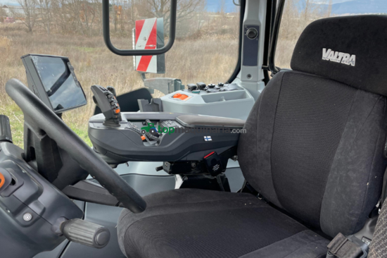 TRACTOR VALTRA Q265 (9025)