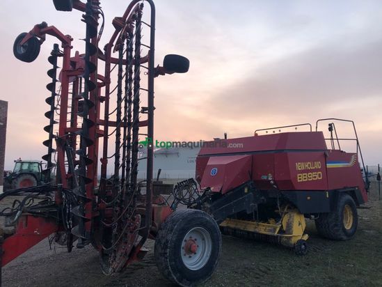 Empacadora gigante - New Holland BB950