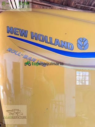 Empacadora gigant - New Holland - br 6090 / roll-bar 125