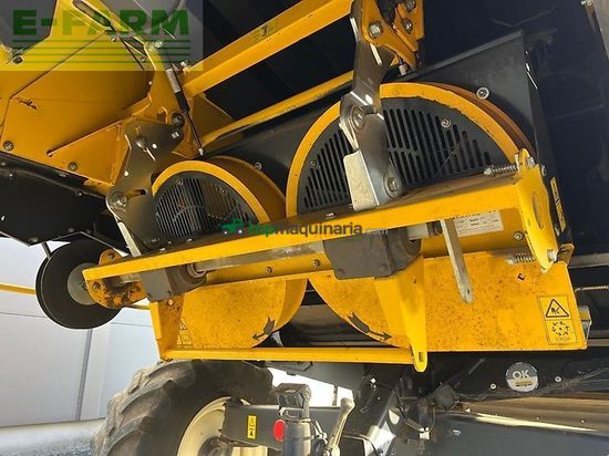 Cosechadora de Cereal - New Holland - tc 5070