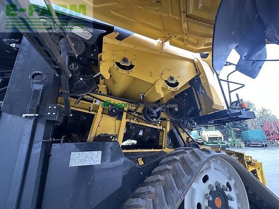 Cosechadora de Cereal - New Holland - cr 10.90