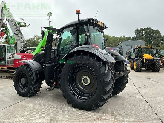 Tractor agrícola - Valtra - t175 versu tractor (st27583)