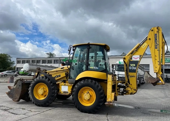 2009 Komatsu WB 93S Retroexcavadora cargadora