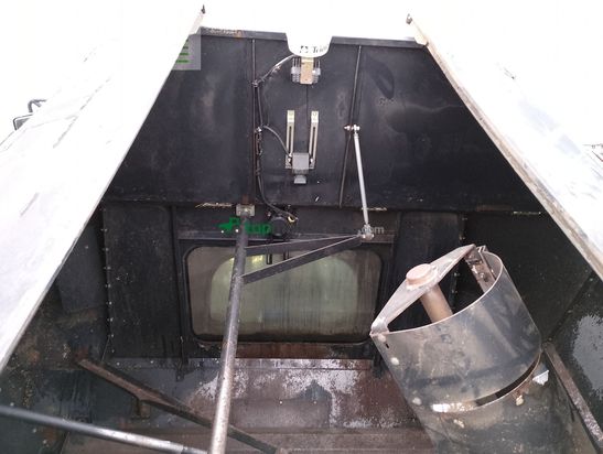 Cosechadora de Cereal - New Holland - CR980