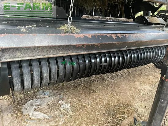 Empacadora gigant - New Holland - roll belt 180 super feed