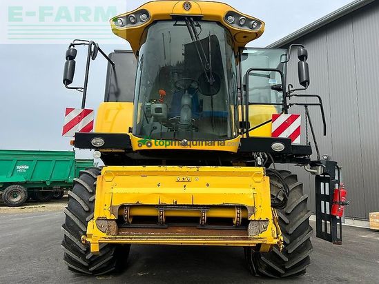 Cosechadora de Cereal - New Holland - cx 6080 elevation -4wd-