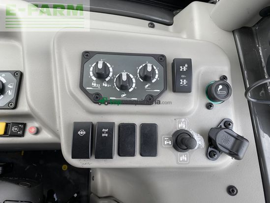 Tractor agrícola - Claas - nexos 240 l comfort